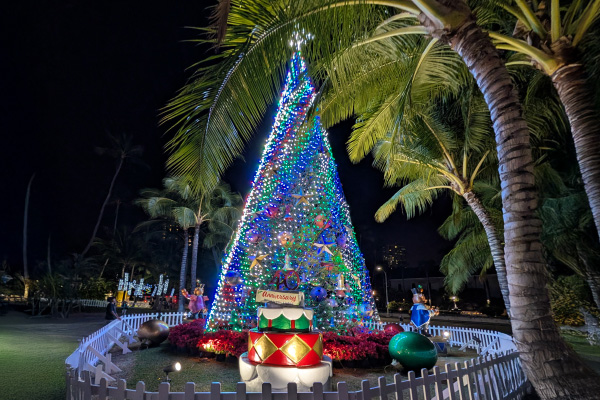 City Lights Christmas Tree